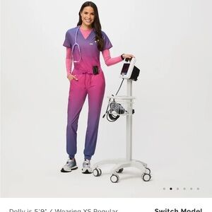 Figs Scrub Set - Top & Jogger Pants - Ombré Sunset Color - Size XXS